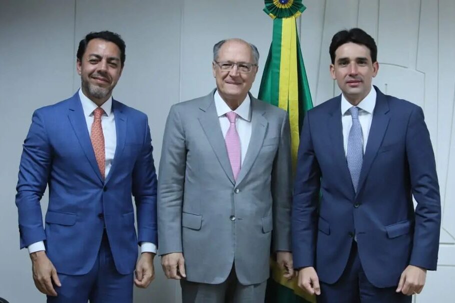 Ministro de Portos e Aeroportos, Silvio Costa Filho, Debate Investimentos com Vice-Presidente Geraldo Alckmin