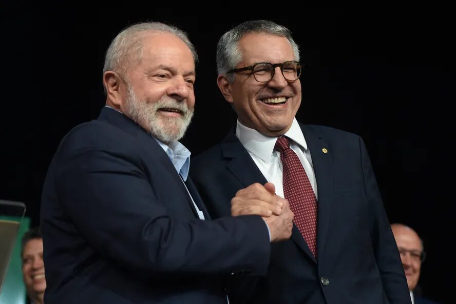 Presidente Lula reafirma confiança em Alexandre Padilha após críticas de Arthur Lira