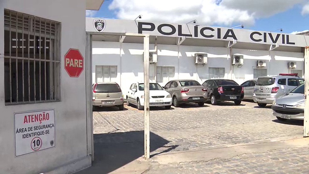 Adolescentes são apreendidos durante assalto a ônibus de turistas em Campina Grande