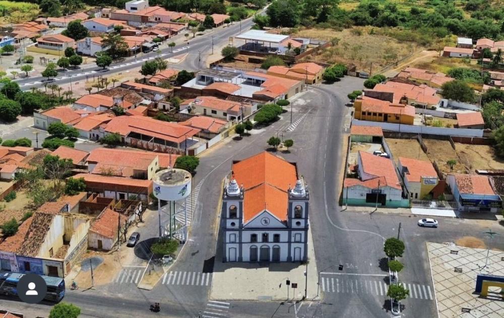 Ministério Público move ação contra ex-gestor de Tamboril por prática de nepotismo