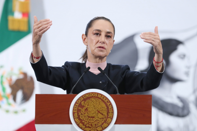 México solicita aos Estados Unidos aprimoramento do combate ao narcotráfico marítimo após ataque recente.