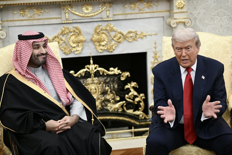 Trump promete se empenhar pela paz no Sudão a pedido de príncipe saudita