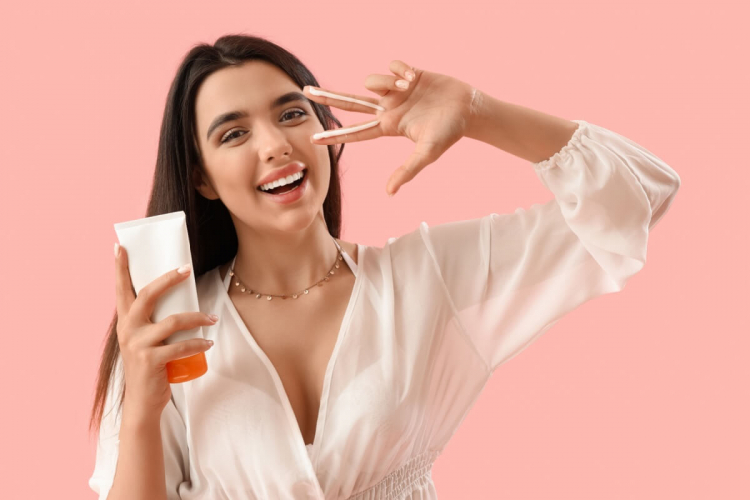 Os riscos ocultos de abrir mão do protetor solar em dias frios e encobertos