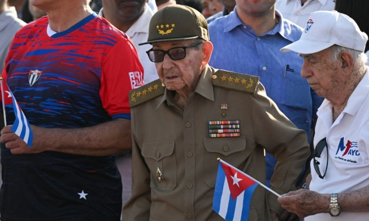 Ex-líder cubano enfrenta acusações nos EUA por ataque a aviões em 1996