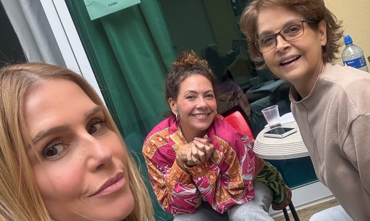 Deborah Secco surpreende com novo visual e divulga imagens dos bastidores de sua nova personagem em ‘Bruna Surfistinha 2’
