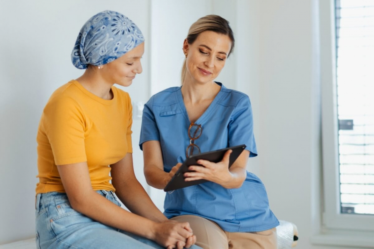 Benefícios da terapia de luz: alívio de dores e inflamações