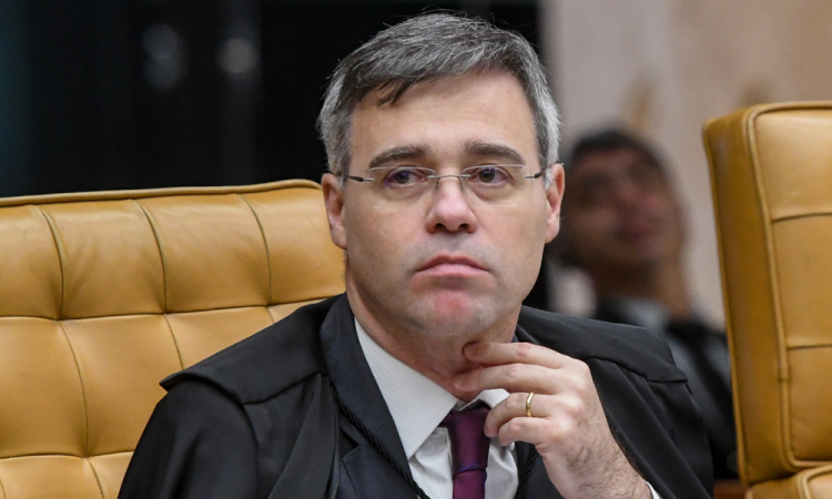 Mendonça convoca reunião de emergência com a Polícia Federal sobre o Banco Master nesta segunda-feira