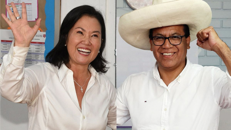 Peru realiza segundo turno entre Keiko Fujimori e Roberto Sánchez nas eleições