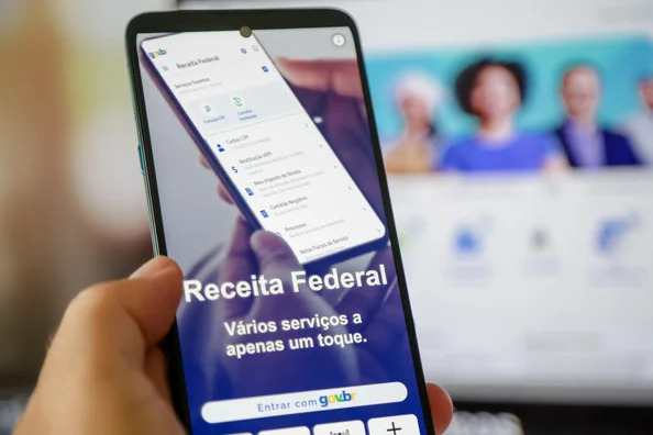 Receita Federal disponibiliza acesso ao segundo lote de restituição do Imposto de Renda Pessoa Física
