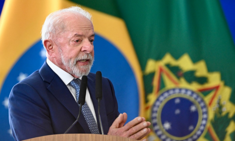 Lula anuncia Medida Provisória que destina R$ 30 bilhões em créditos para motoristas de aplicativos e taxistas