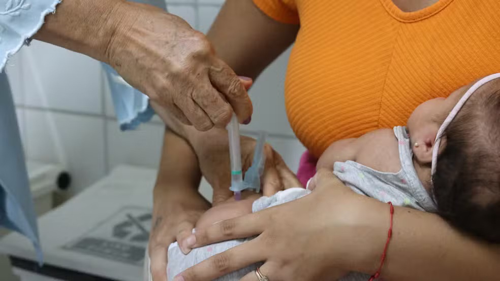 Fortaleza dá início à vacinação com Pneumo 20 em unidades de saúde