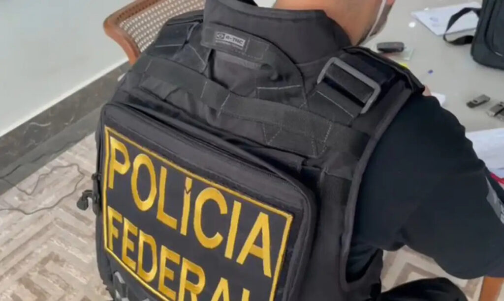Ação policial atinge redes de narcotráfico e lavagem de dinheiro em 16 unidades da federação