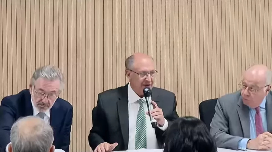 Governo lança iniciativa para socorrer empresas impactadas pelo aumento de tarifas dos EUA