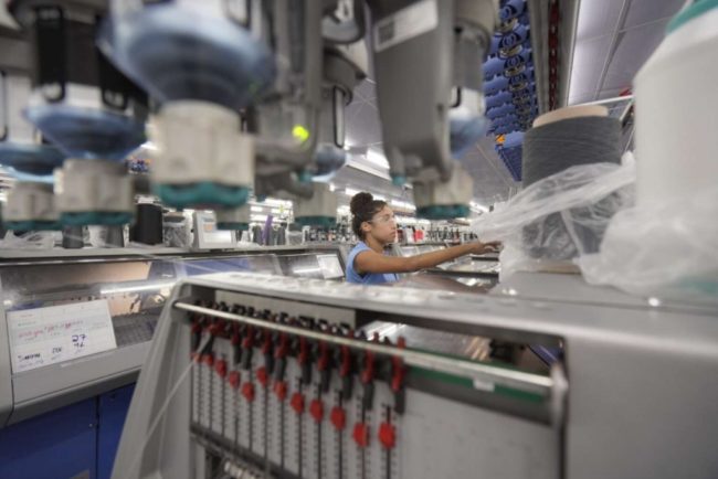 Indústria registra aumento de 1,9 ponto na confiança em agosto, revela CNI