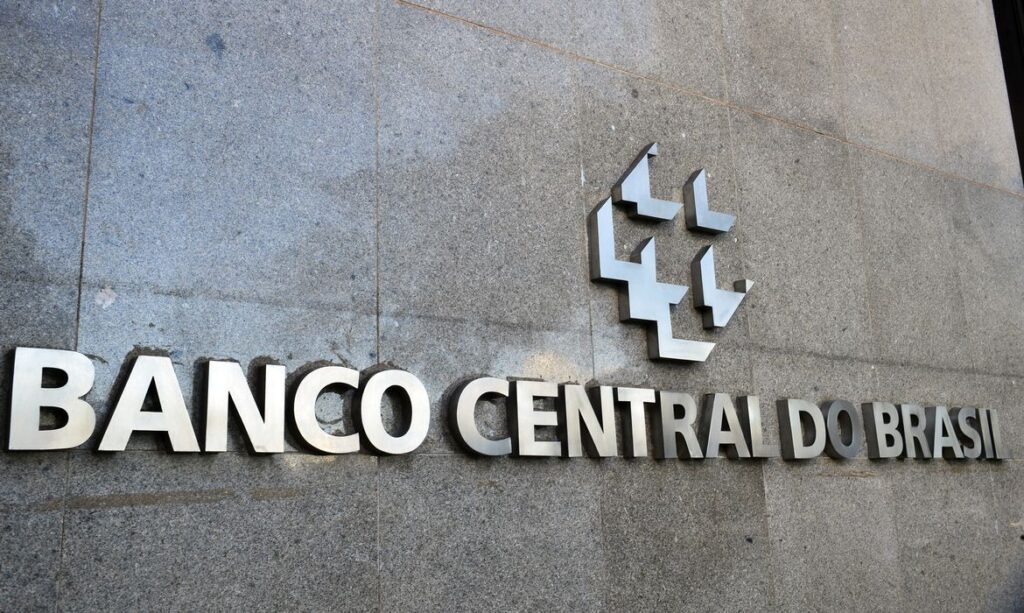 Previsão de inflação para 2026 cai para 5%