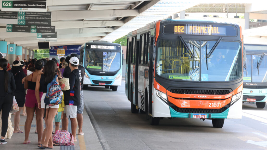 Administração sugere alocação de emendas parlamentares para transporte sem custo